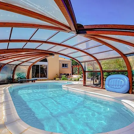 Villa De 250 M2, Climatise *