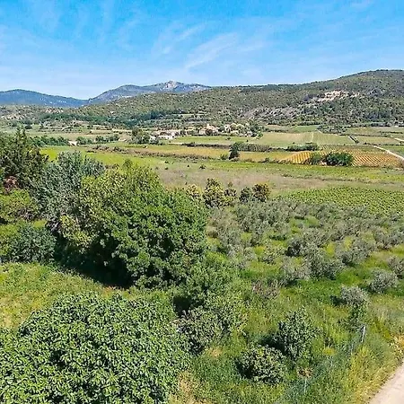Villa De 250 M2, Climatise *