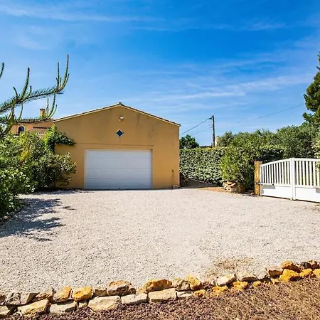 Villa De 250 M2, Climatise Montpeyroux (Herault)